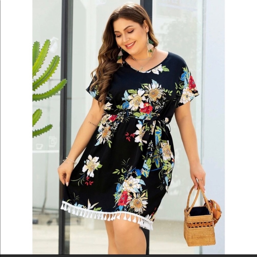 💋Plus Size Floral Print Tassel Dress